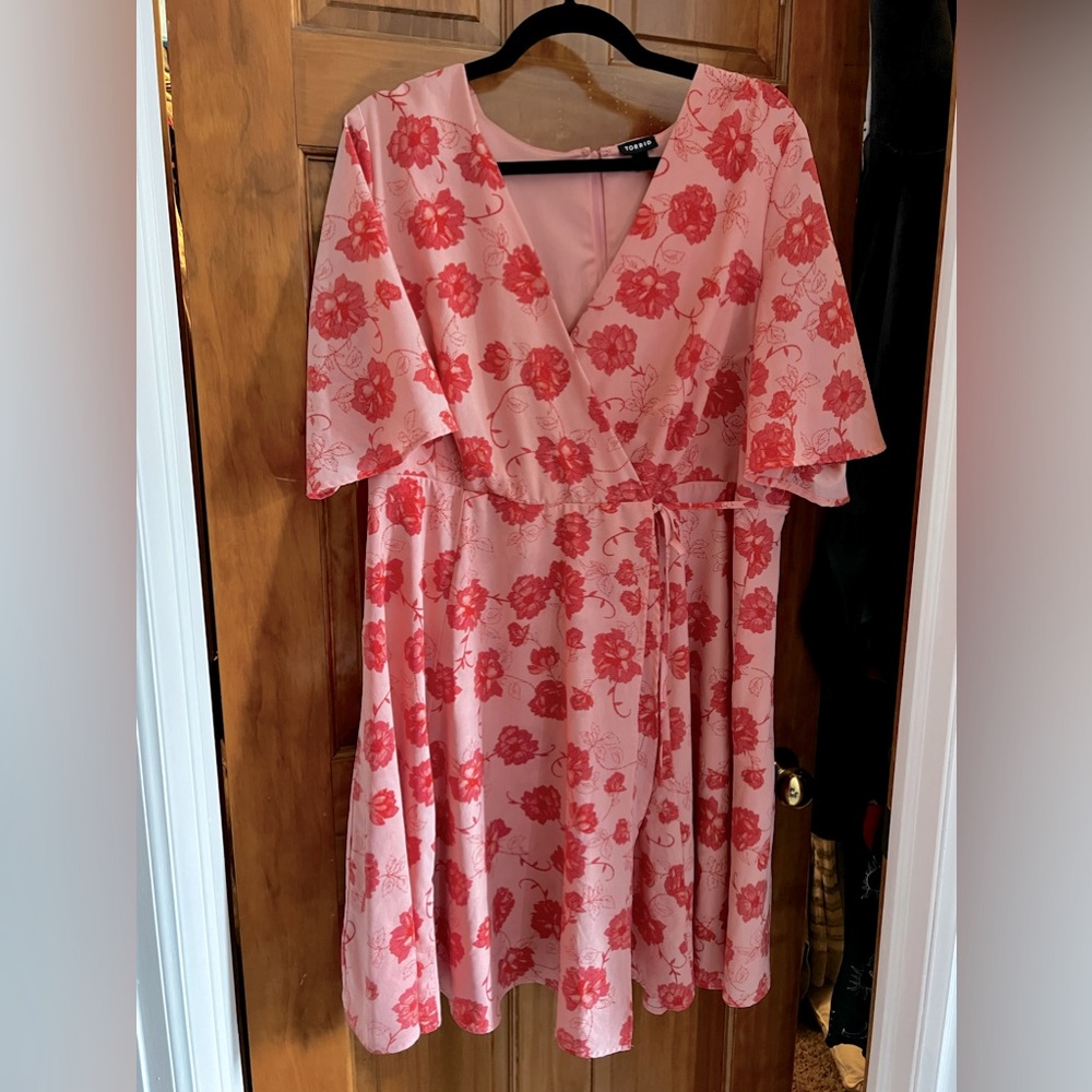 Torrid size 16 pink dress